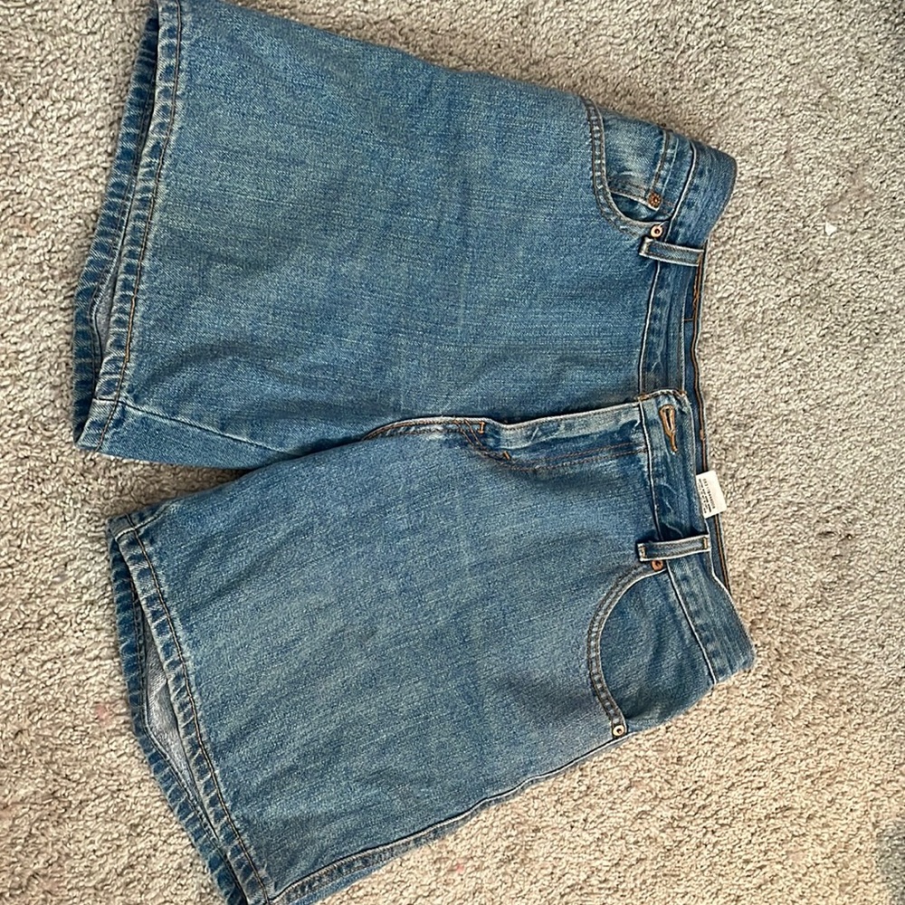 Levi’s denim shorts